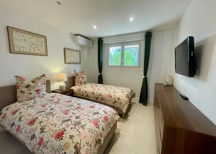 Spacious Group In Apartamento Antibes